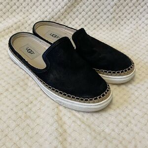 UGG Caleel black Black Slip-On Shoes size 7